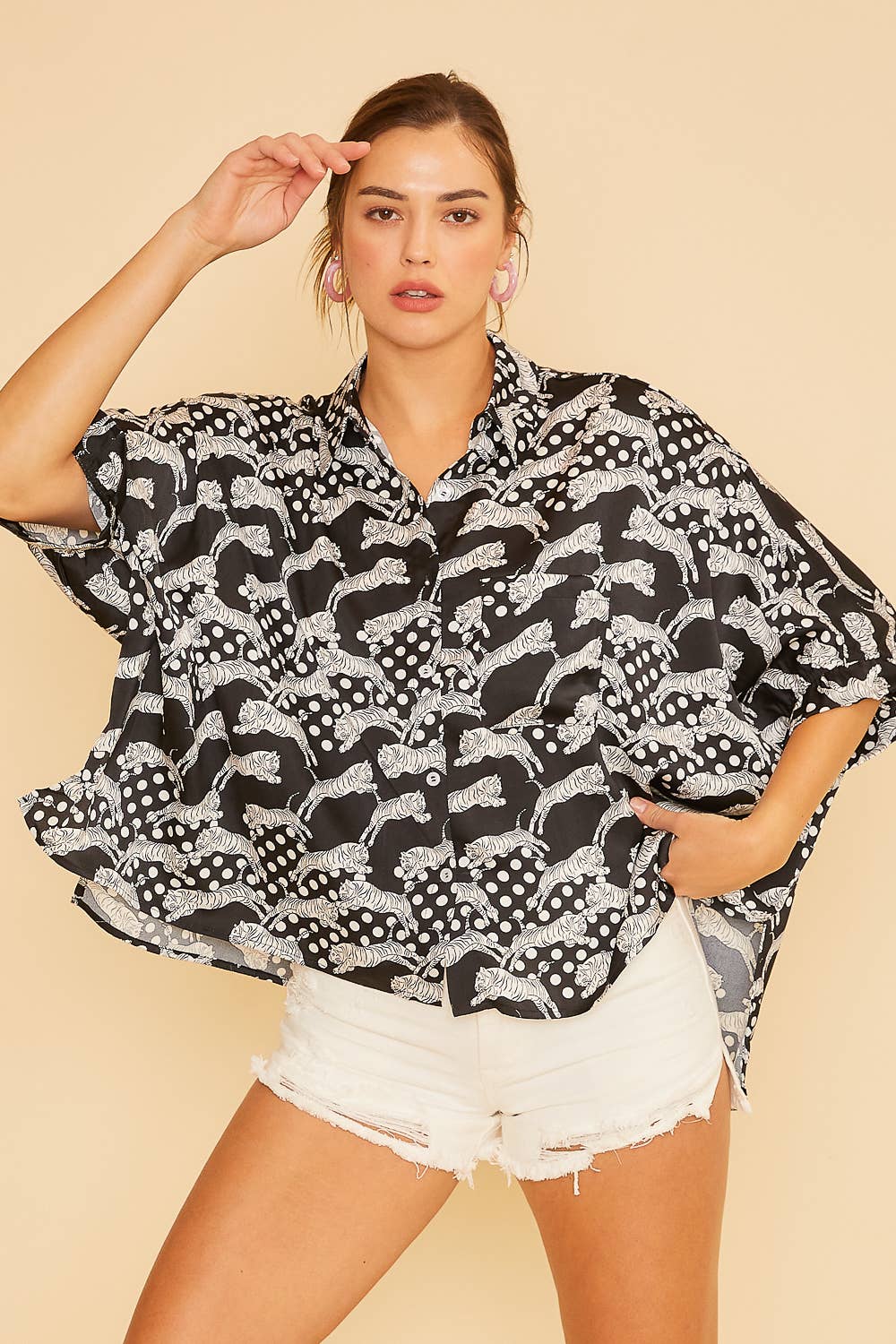 TIGER PRINTED OVERSIZED DROP SHOULDER WOVEN BLOUSE / BLACK