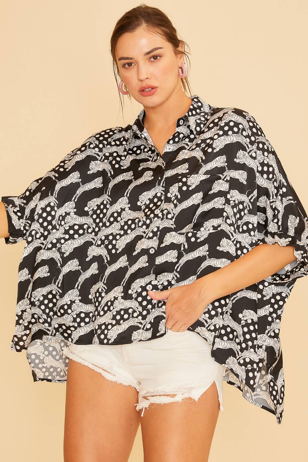 TIGER PRINTED OVERSIZED DROP SHOULDER WOVEN BLOUSE / BLACK